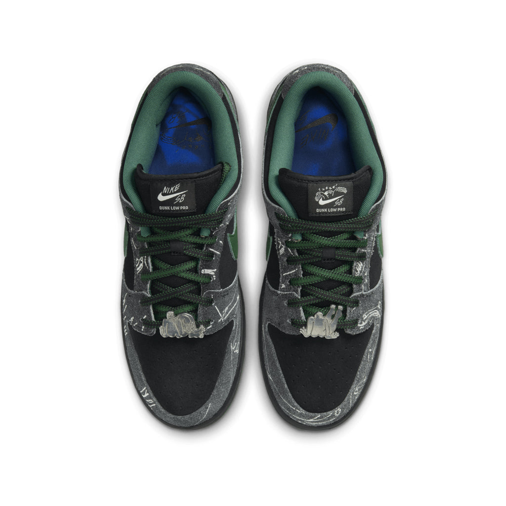 Nike Dunk SB x There Skateboard