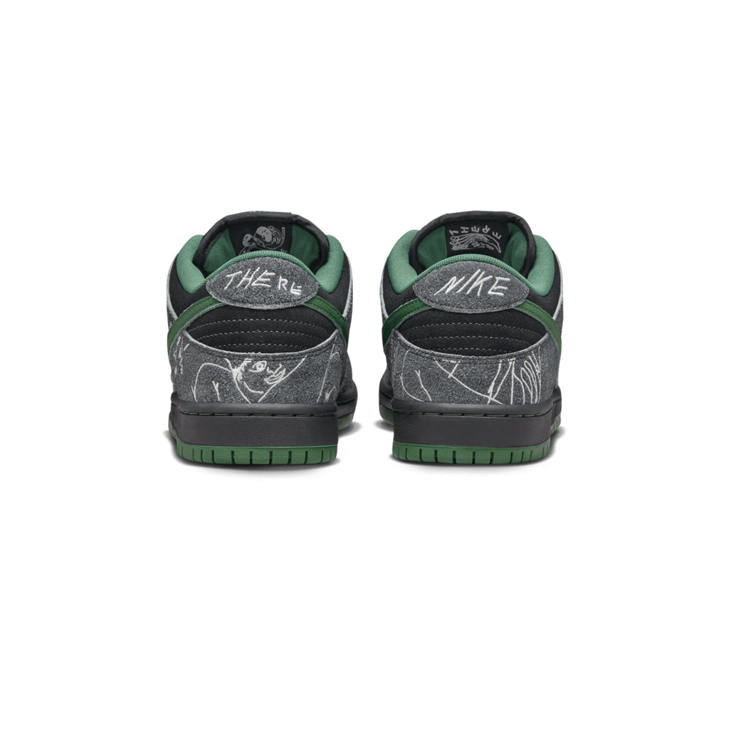 Nike Dunk SB x There Skateboard