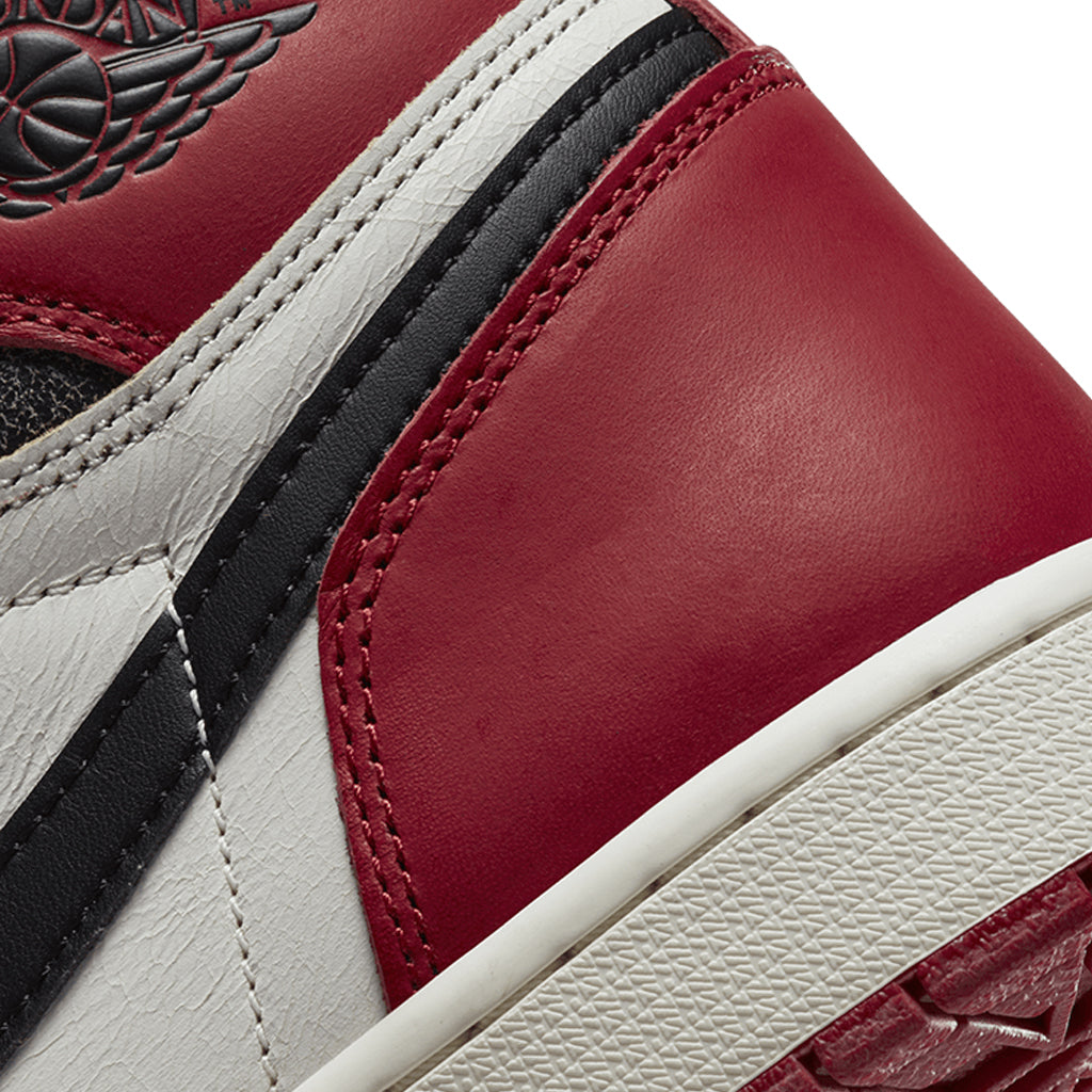 Jordan 1 High Chicago "Lost and Found"