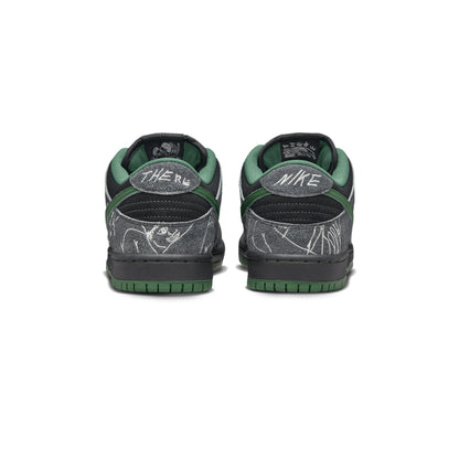 Nike Dunk SB x There Skateboard