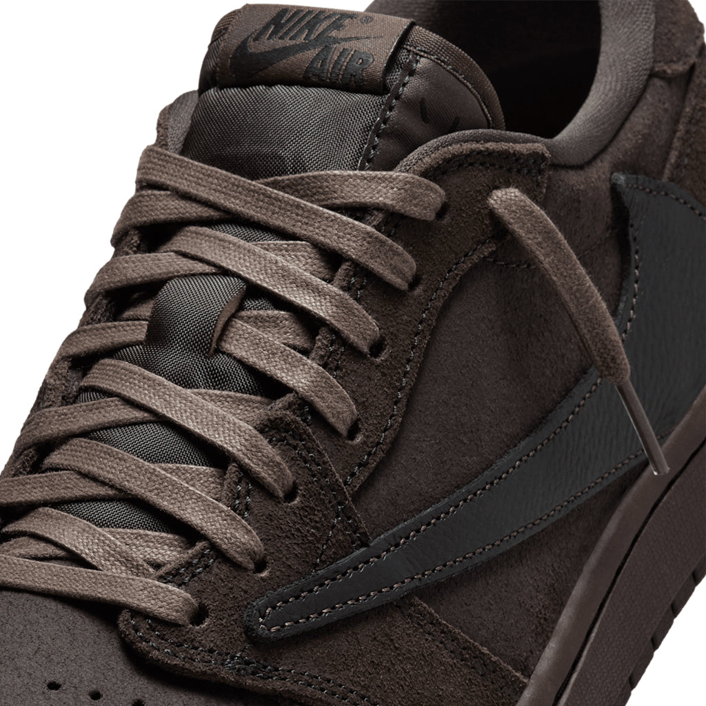 Jordan 1 Low x Travis Scott "Velvet Brown"